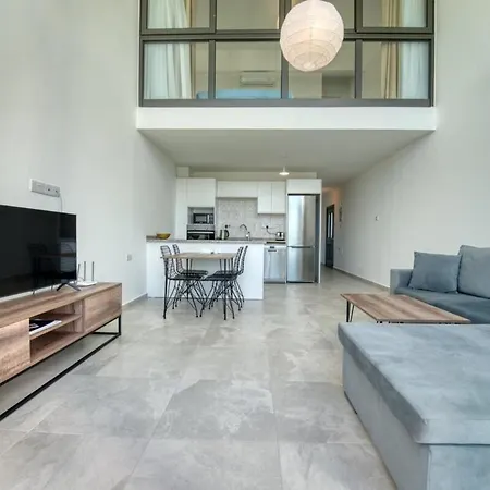 Apartment Retreat, Block B2, Unit12 *