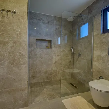 Retreat, Block B2, Unit12 *