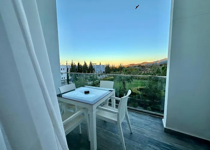 Retreat, Block B2, Unit12 *